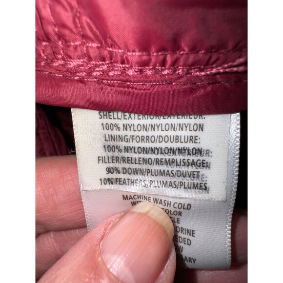 Bass Outdoor Womens Chevron Quilted Down Puffer Vest M Nylon Down Maroon Travel - Picture 8 of 14